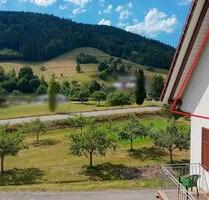 Helle 3-Zimmer-Dachgeschosswohnung mit Terrasse und Ausblick - Wolfach