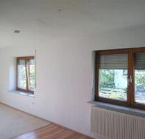 Schöne, helle 2 Zi-Wohnung mit Autoabstellplatz in Ulm-Jungingen