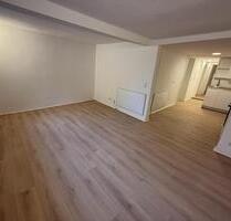 Renovierte 4-Zimmer-Wohnung - zentrale Altstadtlage in Gundelsheim mit EBK