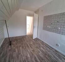 Dachgeschoss-Wohnung - 750,00 EUR Kaltmiete, in Wetzlar (PLZ: 35576) Altenberger Straße