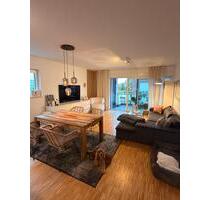 Wunderschöne Wohnung, 82 m2, 3 Zimmer inkl. Küche, Balkon, FBH - Isernhagen