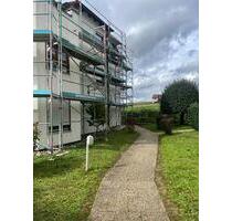 Topgepflegte 3,5 Zi. ETW mit Terrasse u. Gartenanteil prov.frei - Ilsfeld