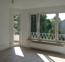 Zentrale, helle 2-Z-Wohnung 56 qm Endetage Balkon EBK - Kölln-Reisiek