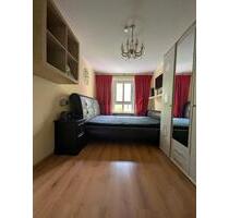 Wohnung möbliert - 1.300,00 EUR Kaltmiete, ca.  51,00 m² in München (PLZ: 80339) Schwanthalerhöhe