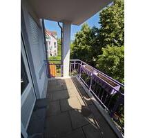 schöne 2-Raum Wohnung mit EBK, Balkon und Stellplatz * sofort frei! - Leipzig Altwest