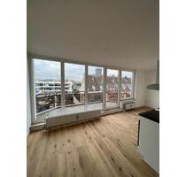1 Zi. -Appartement mit Terasse,Duschbad und EBK im 4.OG - Köln Rodenkirchen