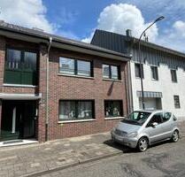 Renoviertes Einfamilienhaus zu vermieten - Baesweiler