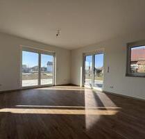 VH3533 Teilbares Gewerbeanwesen mit Neubauhalle, Büros und Betriebsleiterwohnung ca. 20 km südöstlich von Regensburg - Pfakofen