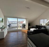 Sonnige, moderne 4,5 Zi.-Dachgeschosswohnung in 71139 Ehningen