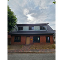 Ausbauobjekt mit 4 Wohneinheiten in Lunden - Rehm-Flehde-Bargen