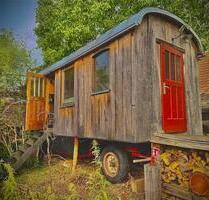 Autarker ökologischer Zirkuswagen mit Zentralheizung und PV - Leibertingen