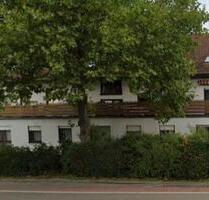 Schöne Wohnung in guter Lage + Garage & neuwertiger Einbauküche - Mannheim Rheinau