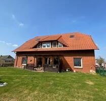 3-Zimmer Dachgeschosswohnung mit saniertem Bad, EBK und Garten - Amt Neuhaus