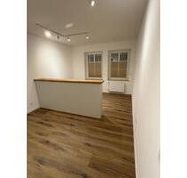 Moderne 1-Zimmer-Wohnung mit abgeteiltem Schlafbereich und großer - Celle Neustadt/Heese