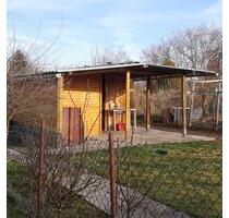 Gartenhaus mit Terrasse, Zaun und Steinplatten - Bietigheim-Bissingen