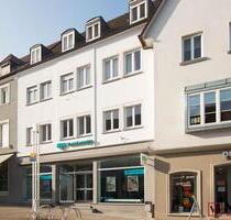 Wohnen im Herzen von Neckarsulm – Modernisierte 3-Zimmer-DG-Wohnung mit EBK direkt am Marktplatz