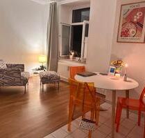 Apartement Zimmer Oktoberfest - 800,00 EUR Kaltmiete, in München (PLZ: 80339) Schwanthalerhöhe