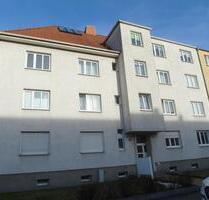 Einbauküche kann übernommen werden * Helle 2-Zimmer-Wohnung im 2.OG mit Laminatboden & Badewanne - Dresden Prohlis