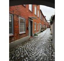 Historisches Altstadt-Ganghaus in Lübecker Innenstadt
