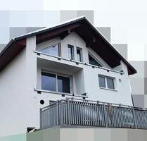 Obergeschoss 3-Zimmer-Wohnung mit Balkon und geh. Innenausstattung - Au in der Hallertau