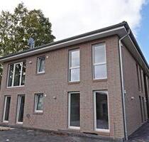 Moderne und hochwertige 3-Zimmer-Obergeschosswohnung am Stadtrand von Esens!