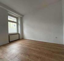 Jetzt frei: Attraktive und geräumige 4-Zimmer-Wohnung in Wuppertal