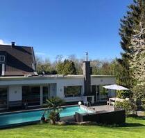 Wohnen wie im Urlaub - Traumhafter Bungalow mit Pool - Ratingen Hösel