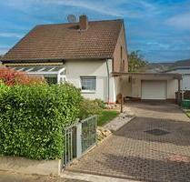 Charmantes Einfamilienhaus mit Wintergarten und Gartenidylle in Hennef-Geistingen - Hennef (Sieg)