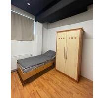 Wohnung für Firmen Gewerbe WG - 550,00&nbsp;EUR Kaltmiete, ca.&nbsp; 150,00&nbsp;m&sup2; in Rastatt (PLZ: 76437)