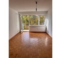 Helle 2-Zimmer-Wohnung mit Aufzug in Laatzen - frisch renoviert