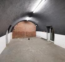 Keller Raum Bunker 2 UG - 350,00 EUR Kaltmiete, ca.  62,00 m² in Villingen-Schwenningen (PLZ: 78054)