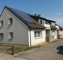 4 Zimmer-Wohnung in Giesen mit Balkon und Garage