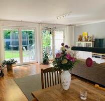 Moderne Doppelhaushälfte in Hilden Ost. Mit Garten+Stellplätzen