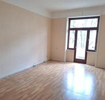 Rheingauviertel, Altbau, 2 Balkone, PKW-Stellplatz und EBK mögl. - Wiesbaden Klarenthal