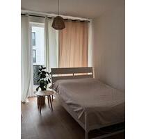 Helle 2-Zimmer-Wohnung mit Balkon (befristet) (56 qm) - Berlin Mitte