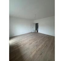 Sanierte 2 Zimmer Wohnung mit EBK cautiusstr 2a - Berlin Mitte