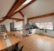 Charmante Dachgeschosswohnung 4Zimmer Nellingen 89191