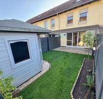Vermiete Reihenhaus mit Garten & Parkplatz WI-Erbenheim - Wiesbaden Mainz-Amöneburg