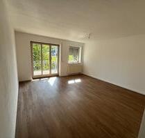 Helle 3-Zimmer Wohnung in Etterzhausen zu vermieten - Nittendorf