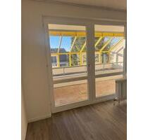 Helle 2,5-Zimmer-Wohnung mit zwei Wintergärten – 65 m² - Meßstetten