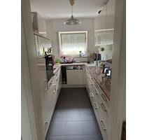 Frau - 1.400,00 EUR Kaltmiete, in Stuttgart (PLZ: 70569) Vaihingen