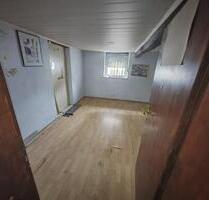Wohnhaus 3 ZKB nach Renovierung 750 € sofort unrenoviert 500 € - Nentershausen