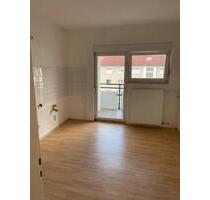 schöne 2 Zimmer Wohnung ab sofort zu vermieten - Duisburg Rheinhausen