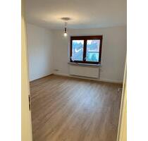 3-Zimmer-Wohnung, Einbauküche & Carport in Meiningen OT Walldorf