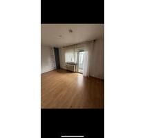 Helle 3-Zimmer-Wohnung mit 95 m² im Erdgeschoss zu vermieten - Ludwigshafen am Rhein Ludwigshafen-Hemshof