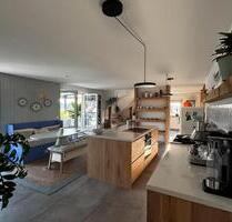 5 Zimmer DG-Wohnung mit EBK & überdachtem Balkon - Ingolstadt Münchener Straße