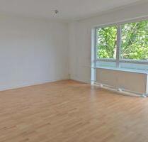 3 ZW WOHNUNG BALKON WANNENBAD EBK 3XFACH FENSTERVERGLASUNG NÄHE UNIKLINIK ROSSMANN REWE EIFLER ÖVNP S BAHN LYONERSTR DFB ZENTRALE - Frankfurt am Main Niederrad