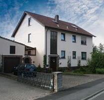 Großzügige 1,5 Zimmer Dachgeschosswohnung in ruhiger Lage - Knetzgau