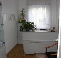 Mod. Praxis (oder Büro), z.B. für Krankengymn., Yoga, o.ä. in der Nähe des Bahnhofs mit Parkplätzen - Hameln