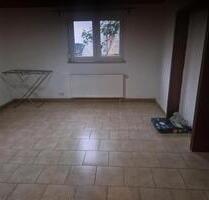 2,5 Zimmer UG Wohnung in Walheim 74399